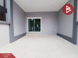 For sale 3 bedrooms townhouse in Mueang Samut Songkhram, Samut Songkhram