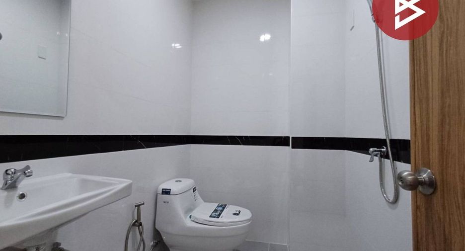 For sale 3 bedrooms townhouse in Mueang Samut Songkhram, Samut Songkhram