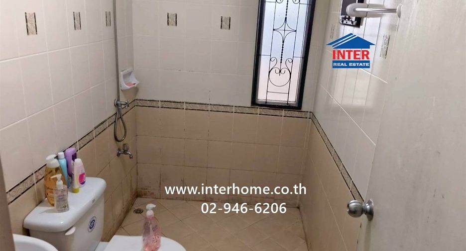 Haus zum Kauf mit 3 Zimmer in Bang Sao Thong, Samut Prakan