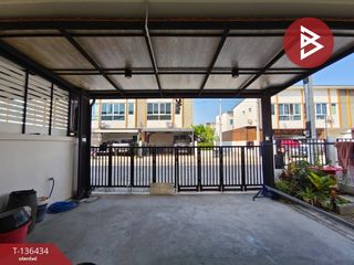 For sale 3 bedrooms townhouse in Sam Phran, Nakhon Pathom