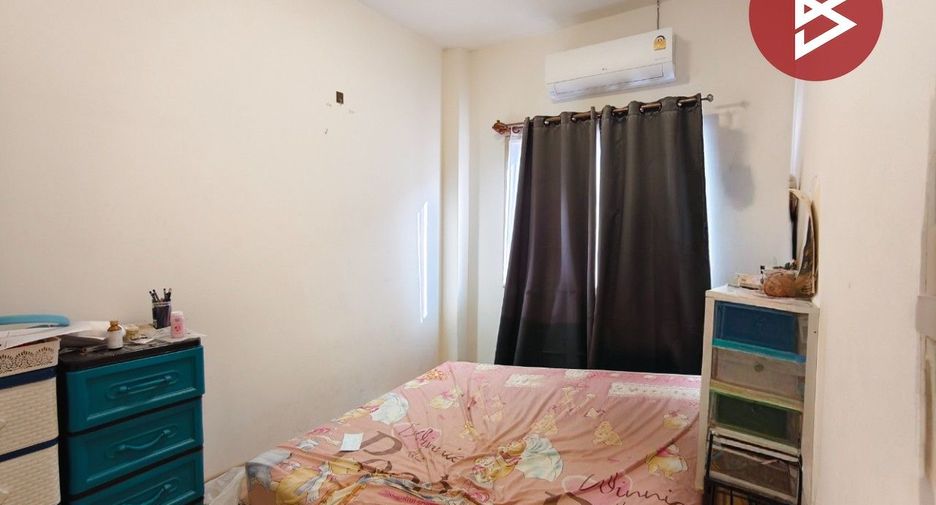 Reihenhaus zum Kauf mit 3 Zimmer in Sam Phran, Nakhon Pathom