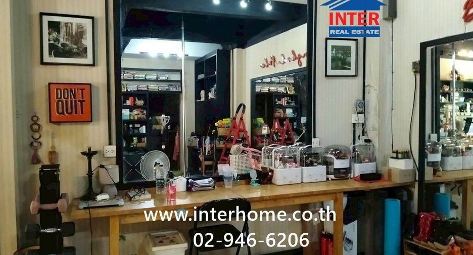 For sale 3 bedrooms house in Khlong Sam Wa, Bangkok