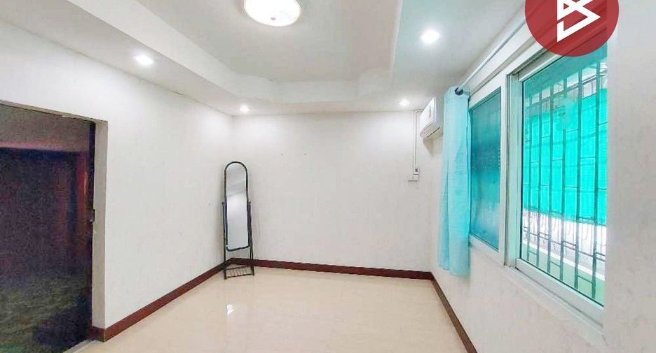 For sale 3 ベッドルーム townhouse in Damnoen Saduak, Ratchaburi