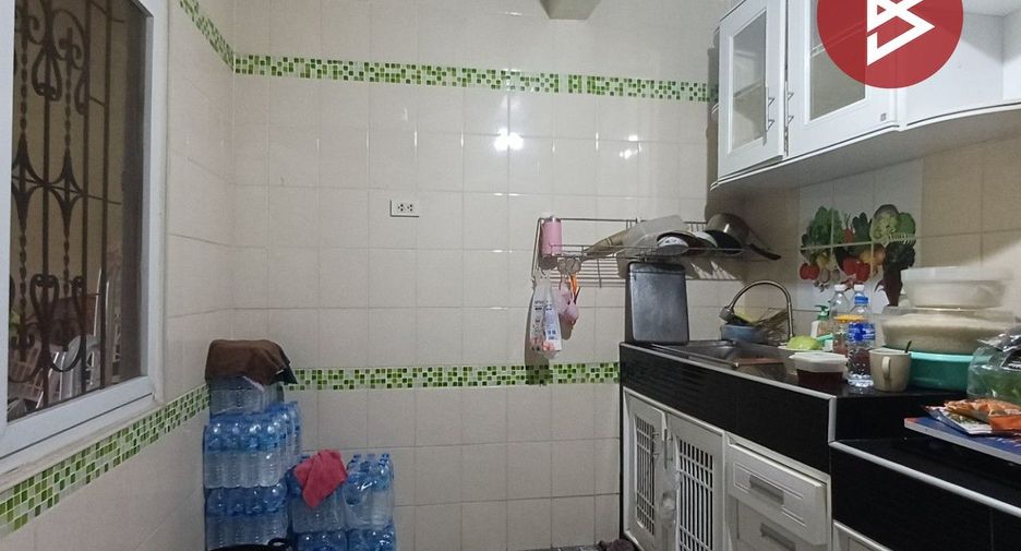 For sale 3 ベッドルーム townhouse in Damnoen Saduak, Ratchaburi