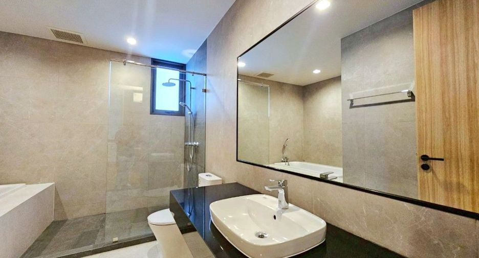 For rent 1 bed apartment in Khlong Toei, Bangkok