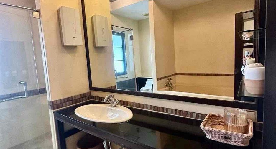 Villa zum Kauf und zur Miete mit 3 Zimmer in Bang Lamung, Chonburi