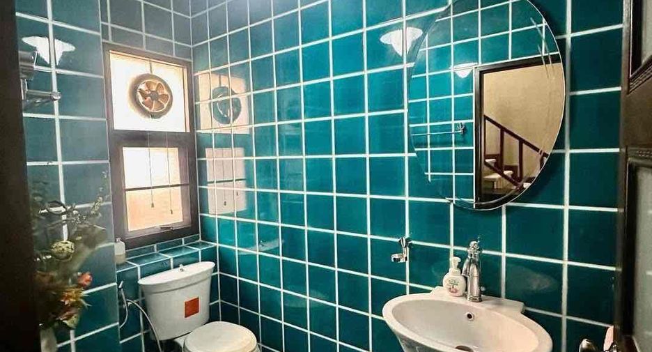 Villa zum Kauf und zur Miete mit 3 Zimmer in Bang Lamung, Chonburi