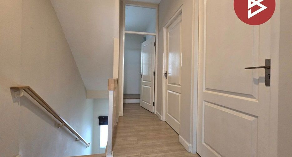 Reihenhaus zum Kauf mit 3 Zimmer in Thung Khru, Bangkok