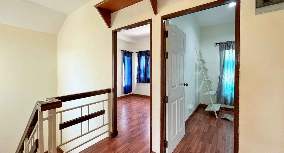 For rent 3 bedrooms house in Mueang Chiang Mai, Chiang Mai