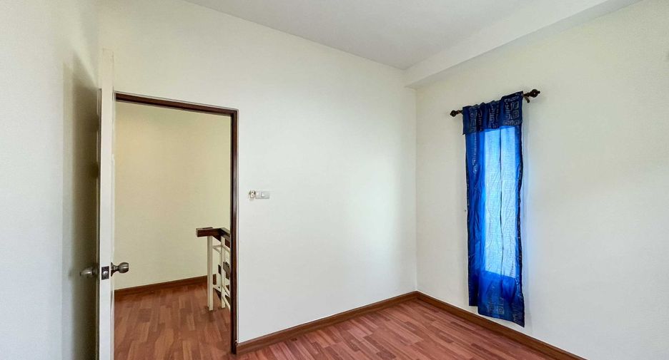 For rent 3 bedrooms house in Mueang Chiang Mai, Chiang Mai