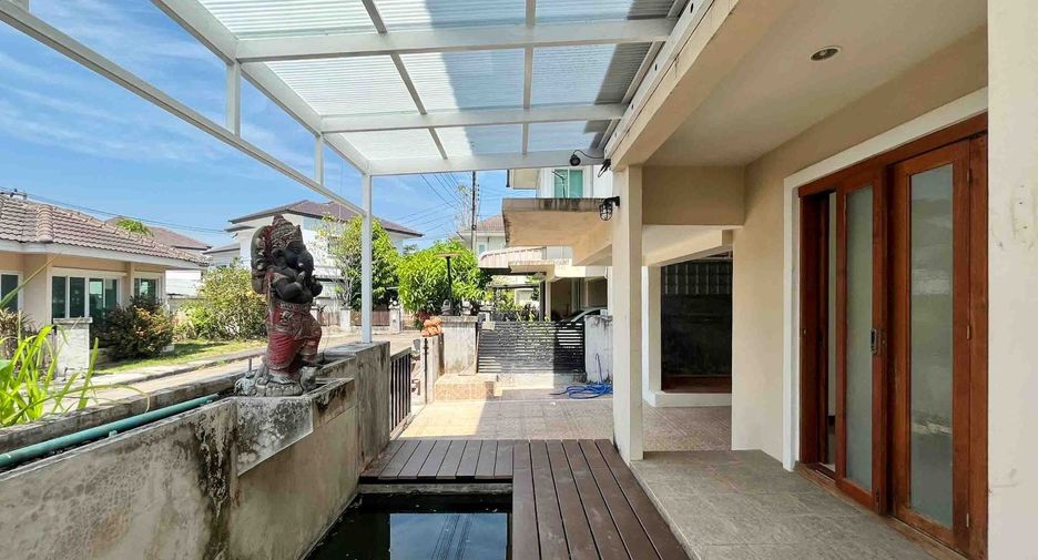 For rent 3 bedrooms house in Mueang Chiang Mai, Chiang Mai