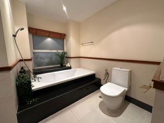 Apartment zur Miete mit 3 Zimmer in Sathon, Bangkok