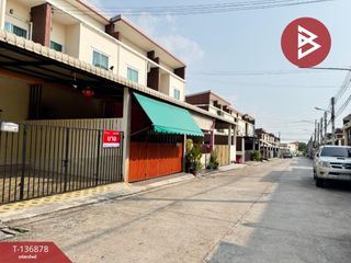 Reihenhaus zum Kauf mit 2 Zimmer in Si Racha, Chonburi