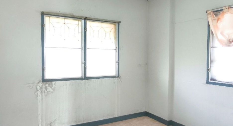 For sale 3 bedrooms townhouse in Thanyaburi, Pathum Thani