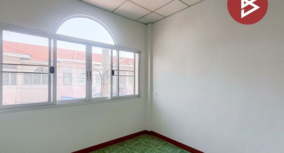 For sale 3 bedrooms townhouse in Phra Samut Chedi, Samut Prakan