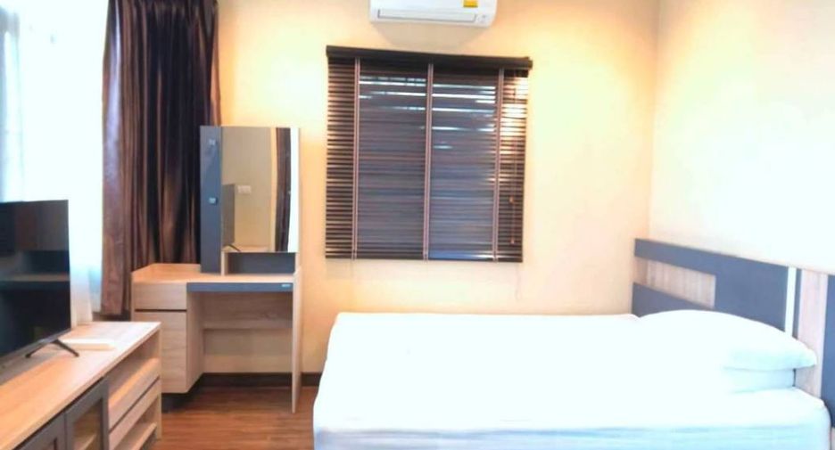 For sale 3 bedrooms house in Saraphi, Chiang Mai