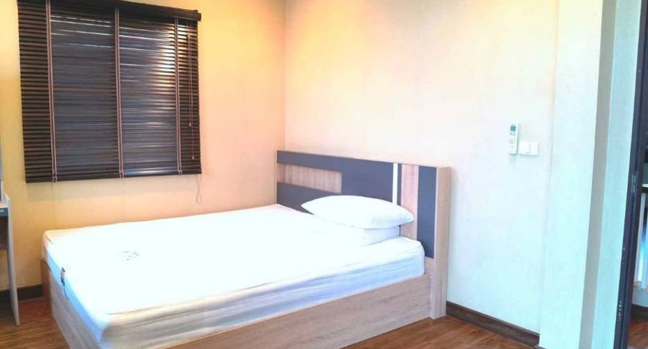 For sale 3 bedrooms house in Saraphi, Chiang Mai