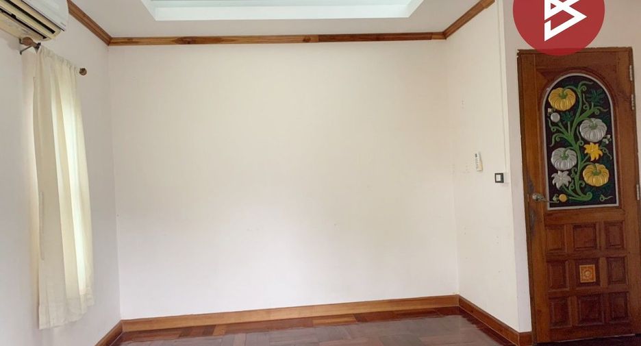For sale 3 bedrooms house in Mueang Rayong, Rayong