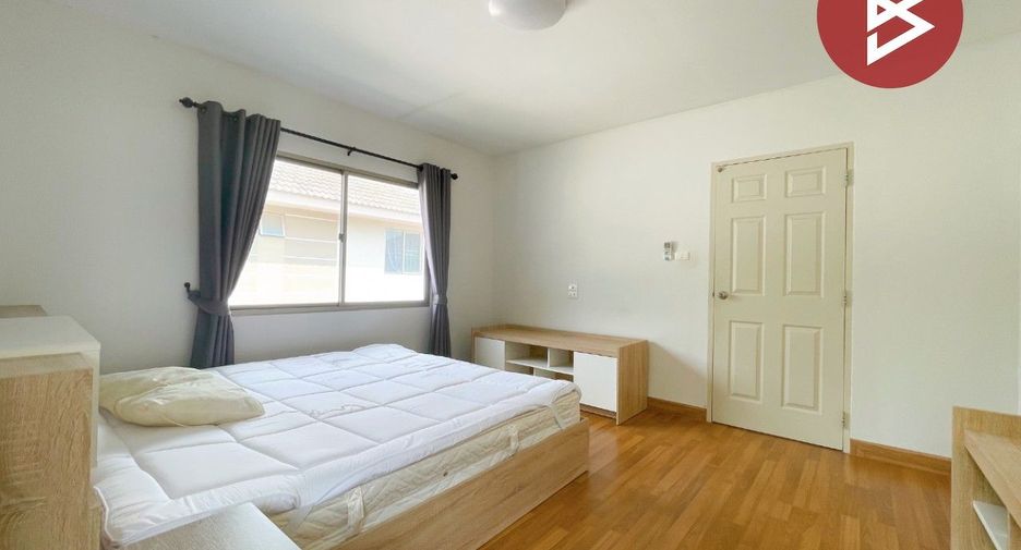 À vendre 3 chambres maison à Si Racha, Chonburi