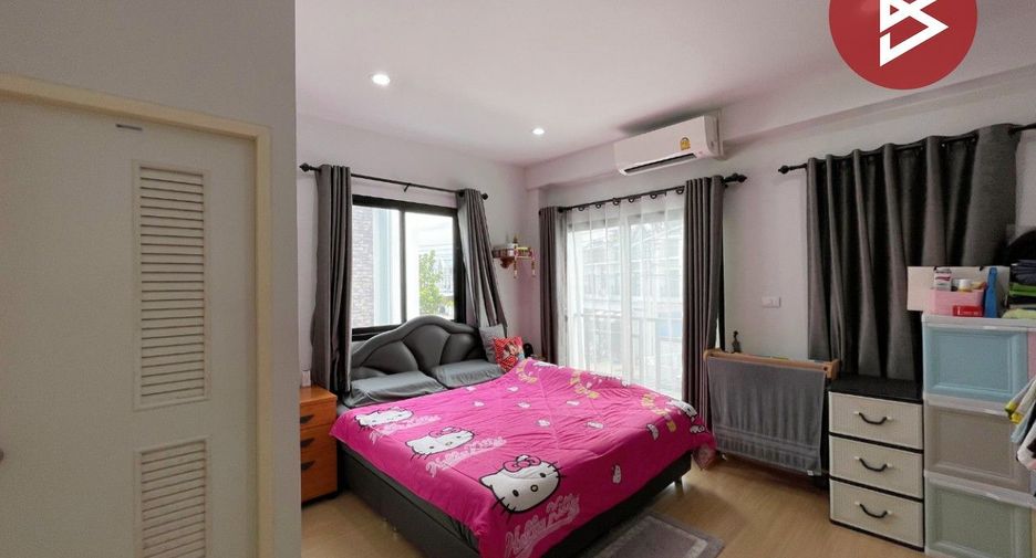 Reihenhaus zum Kauf mit 2 Zimmer in Mueang Chon Buri, Chonburi