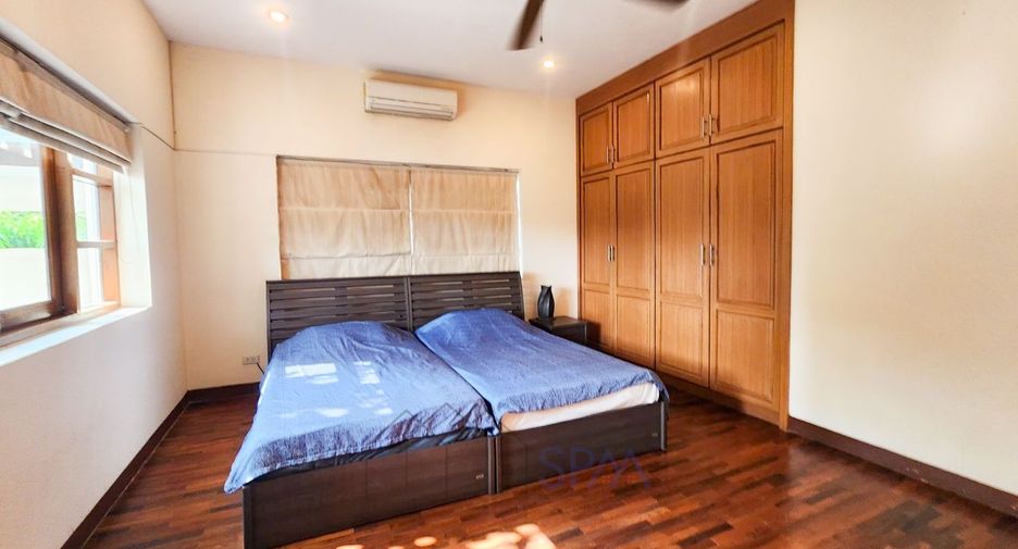 For sale 3 bedrooms villa in Hua Hin, Prachuap Khiri Khan