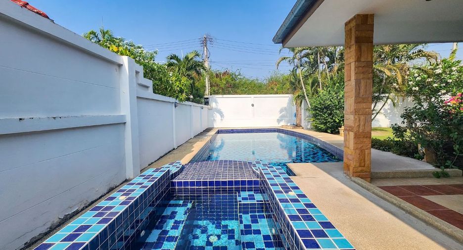 For sale 3 bedrooms villa in Hua Hin, Prachuap Khiri Khan