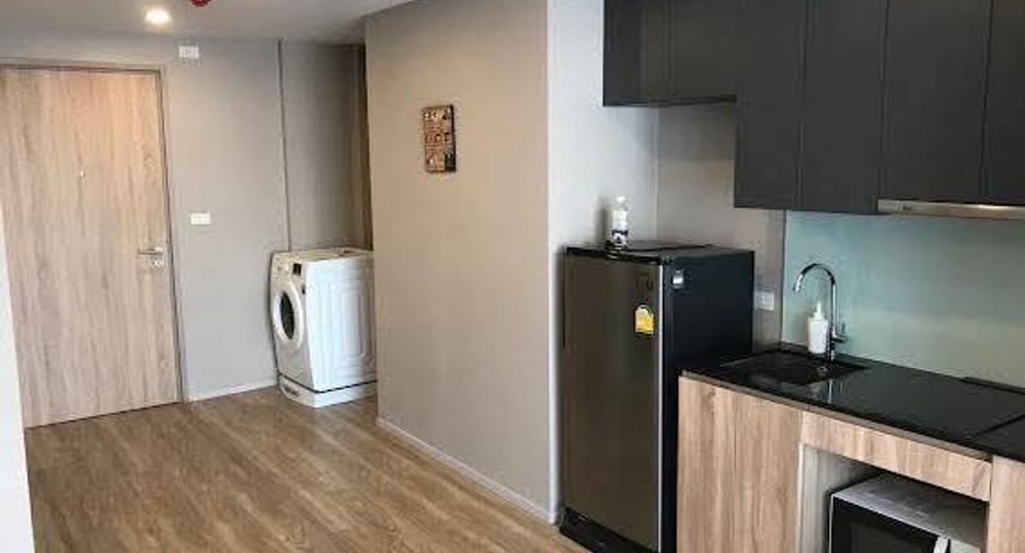 For rent 2 bedrooms condo in Sathon, Bangkok
