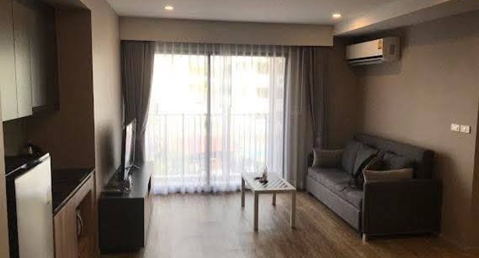 For rent 2 bedrooms condo in Sathon, Bangkok