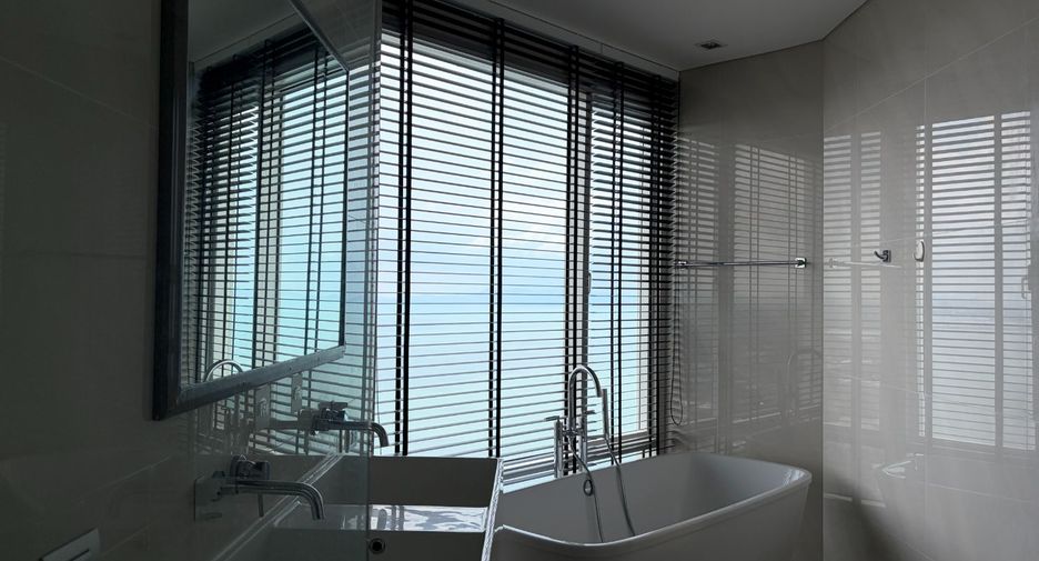 For sale 3 bedrooms condo in Bang Lamung, Chonburi