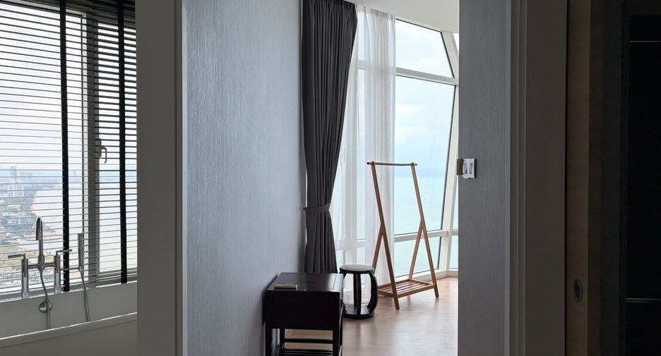 For sale 3 bedrooms condo in Bang Lamung, Chonburi