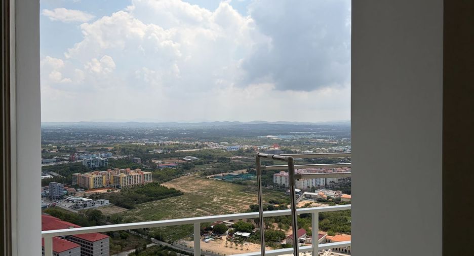 For sale 3 bedrooms condo in Bang Lamung, Chonburi