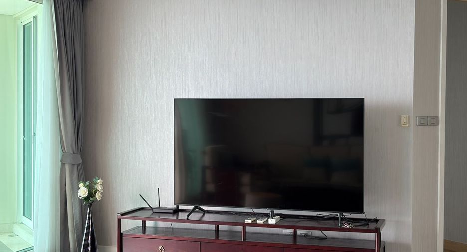 For sale 3 bedrooms condo in Bang Lamung, Chonburi