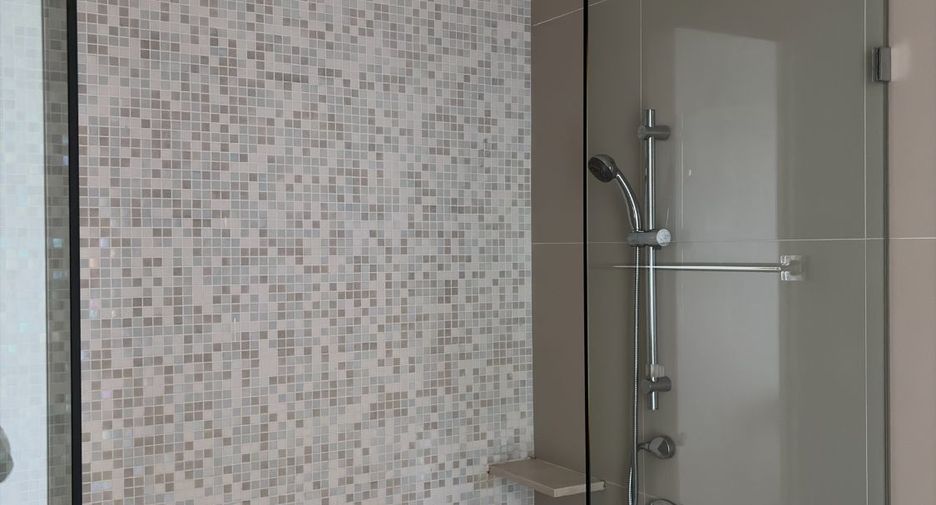 For sale 3 bedrooms condo in Bang Lamung, Chonburi