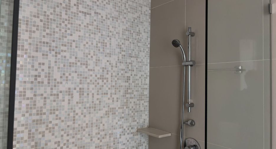 For sale 3 bedrooms condo in Bang Lamung, Chonburi