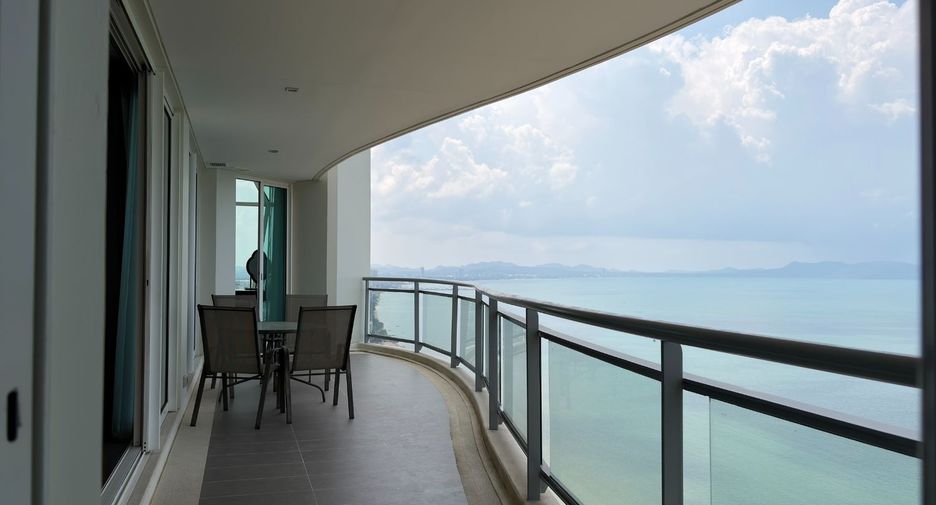For sale 3 bedrooms condo in Bang Lamung, Chonburi