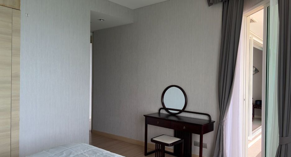 For sale 3 bedrooms condo in Bang Lamung, Chonburi