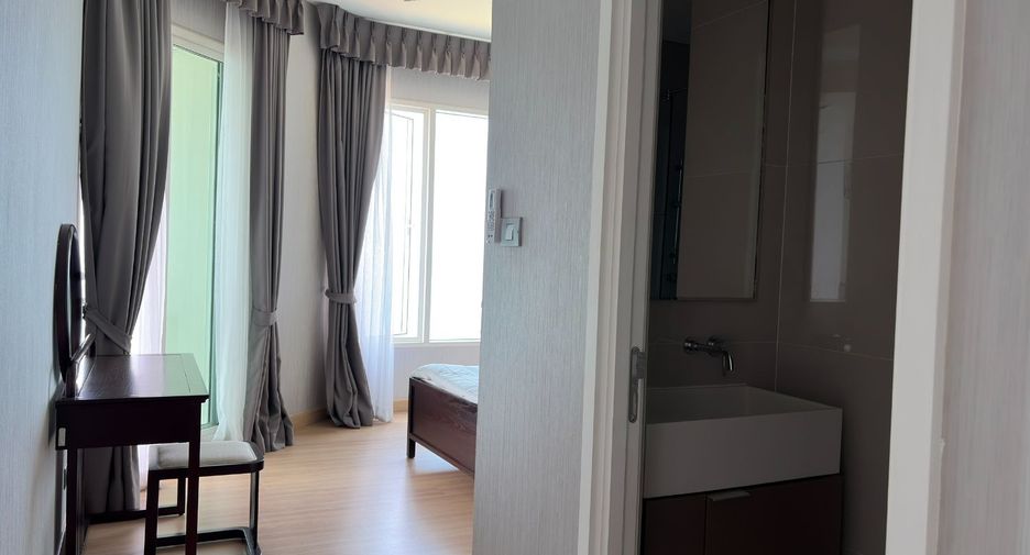 For sale 3 bedrooms condo in Bang Lamung, Chonburi