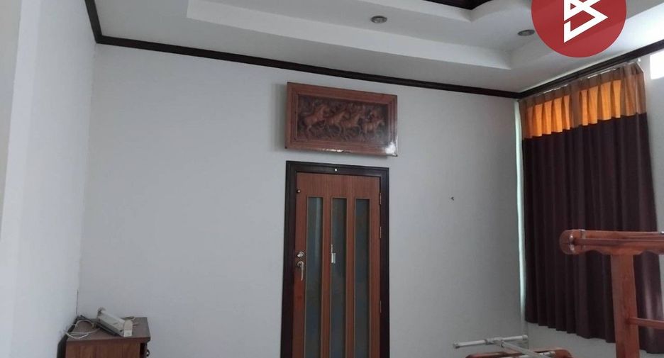 For sale 2 bedrooms retail Space in Mueang Uttaradit, Uttaradit