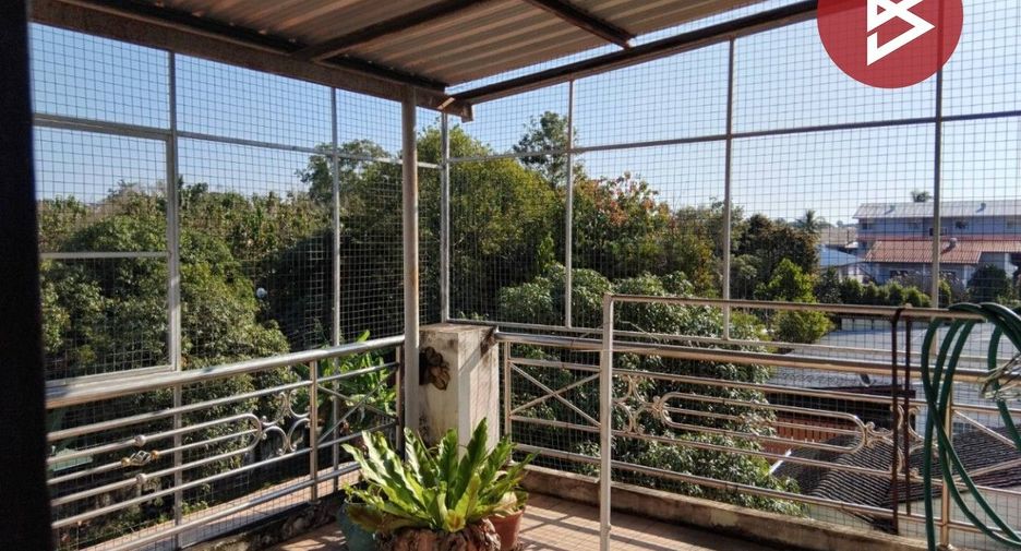 For sale 2 bedrooms retail Space in Mueang Uttaradit, Uttaradit