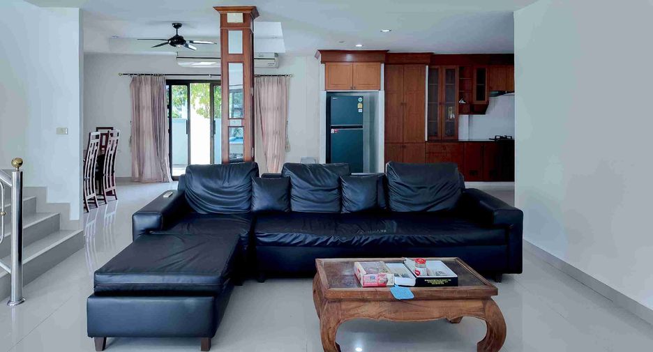 出售 4 卧室 别墅 在 Bang Lamung, Chon Buri