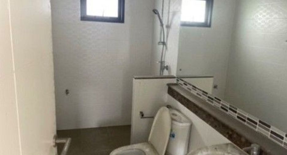 Haus zum Kauf mit 1 Zimmer in Sai Mai, Bangkok