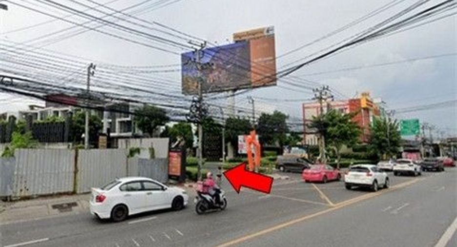Haus zum Kauf mit 1 Zimmer in Sai Mai, Bangkok