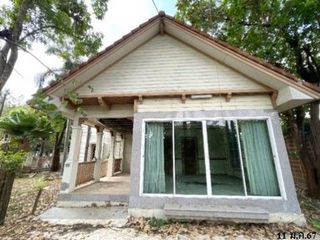 Haus zum Kauf mit 1 Zimmer in Nong Khaem, Bangkok