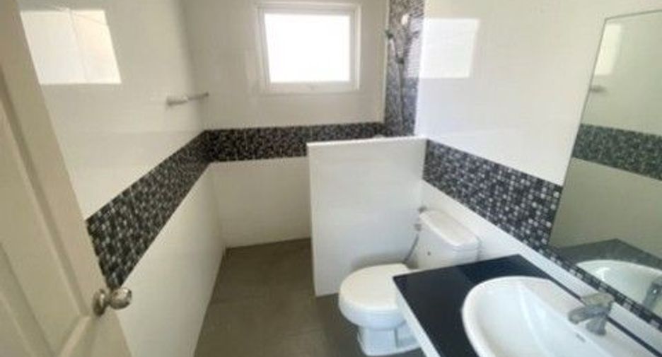 For sale 1 bed house in Saphan Sung, Bangkok