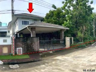 Haus zum Kauf mit 1 Zimmer in Bang Khae, Bangkok