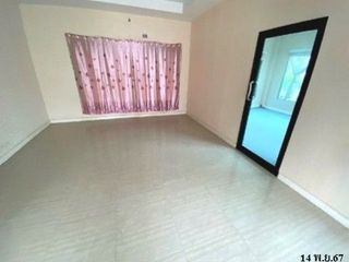 Haus zum Kauf mit 1 Zimmer in Nong Khaem, Bangkok