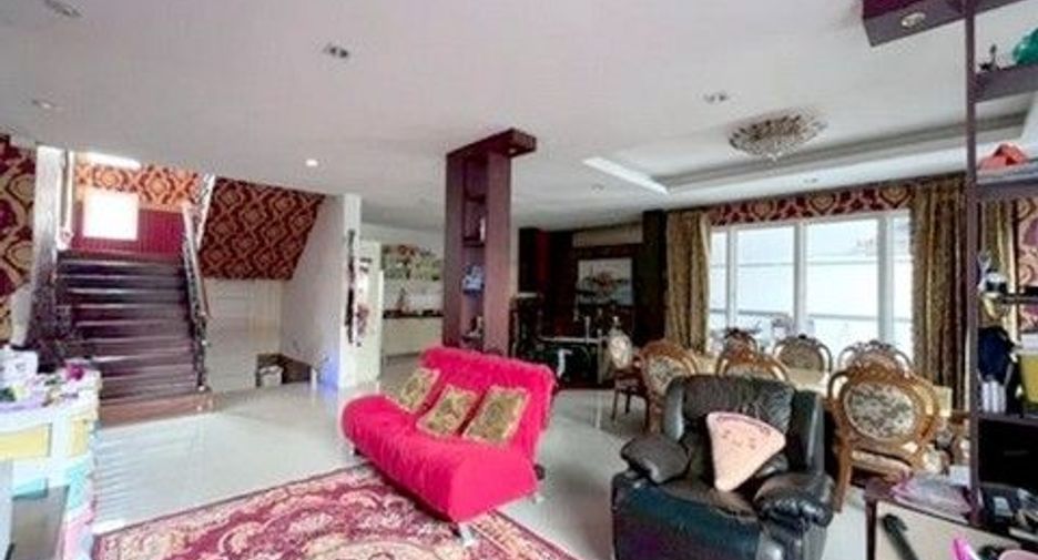 À vendre 1 chambre maison à Chom Thong, Bangkok
