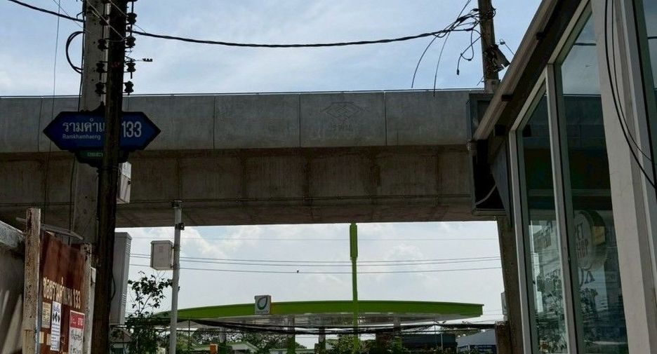 For rent and for sale land in Saphan Sung, Bangkok