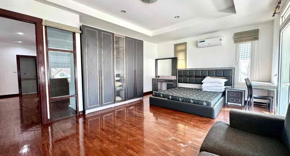 Villa zur Miete mit 5 Zimmer in Bang Lamung, Chonburi