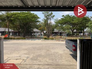 For sale 2 bedrooms townhouse in Mueang Chachoengsao, Chachoengsao